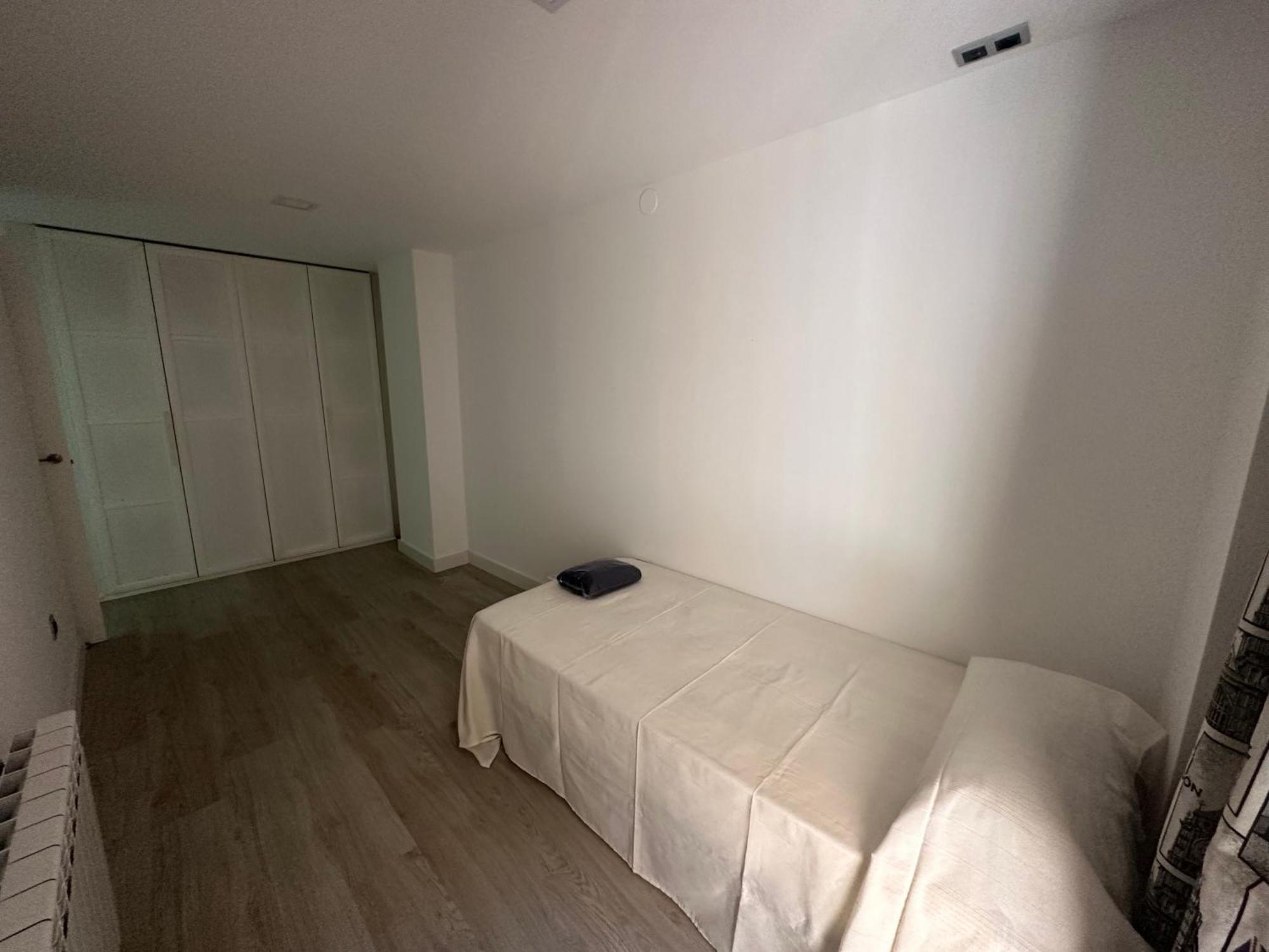 Apartamentos Dos Torres Sindarin Zaragoza Exterior foto